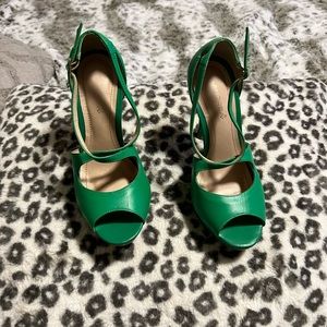 Green leather heels size 5.5